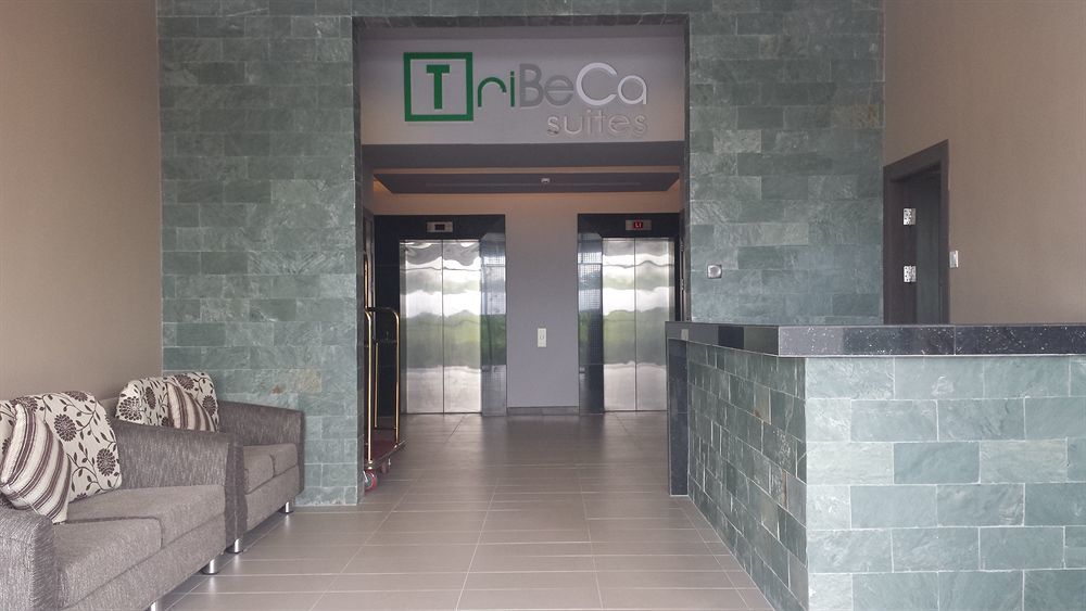 Tribeca Suites Kuching Ngoại thất bức ảnh